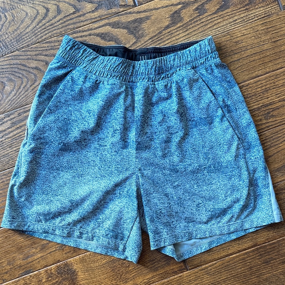 Lululemon Pacebreaker lined xs